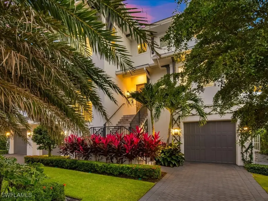 360 Heron Avenue, Naples, FL 34108 - Image #3