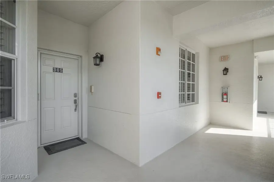 20916 Island Sound Circle #305, Estero, FL 33928 - Image #3