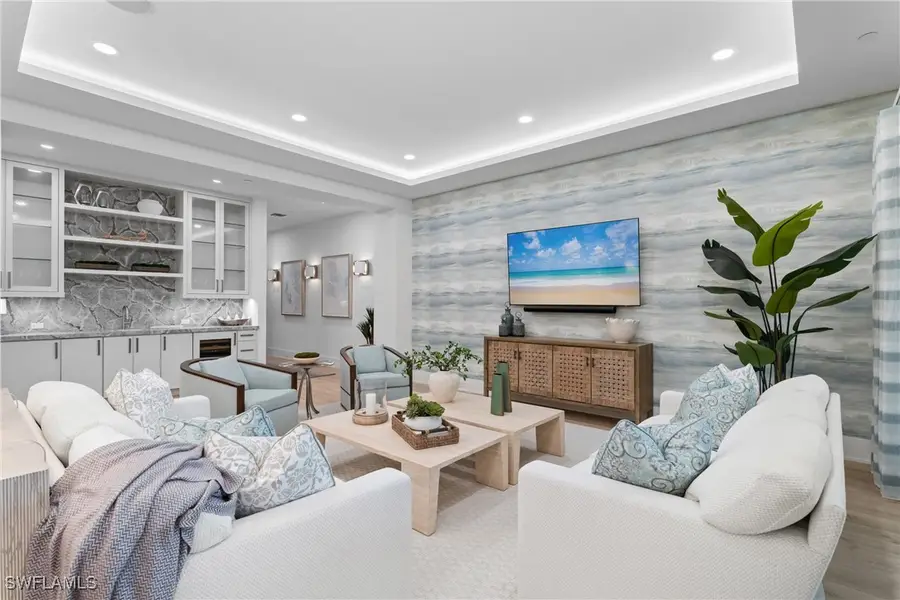 82 9th Street S #301, Naples, FL 34102 - Image #2