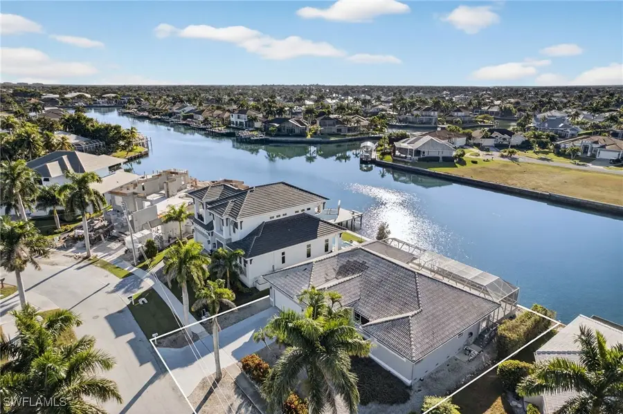 489 Adirondack Court, Marco Island, FL 34145 - Image #2