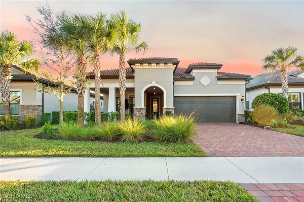 9811 Everglades Drive, Naples, FL 34120