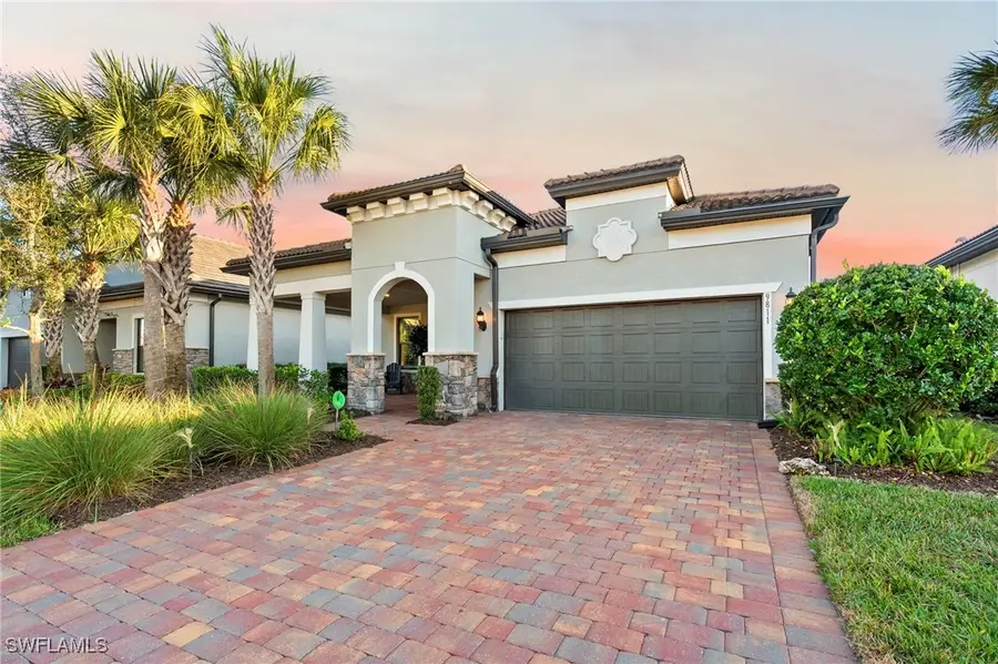 9811 Everglades Drive, Naples, FL 34120 - Image #2