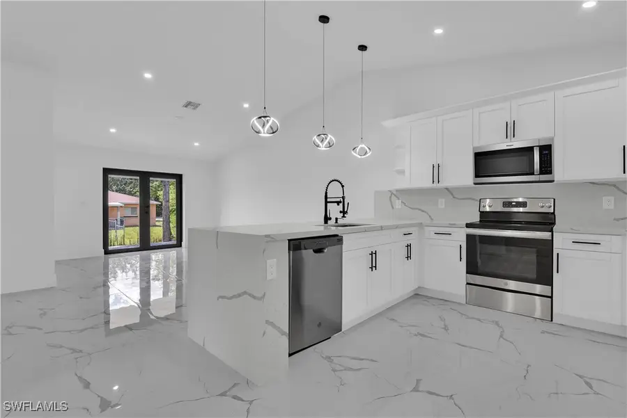 5214/5216 24th Street Sw, Lehigh Acres, FL 33973 - Image #3