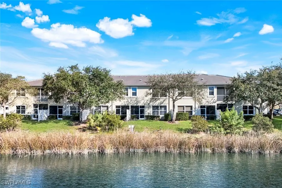 1370 Mariposa Circle #102, Naples, FL 34105 - Image #3