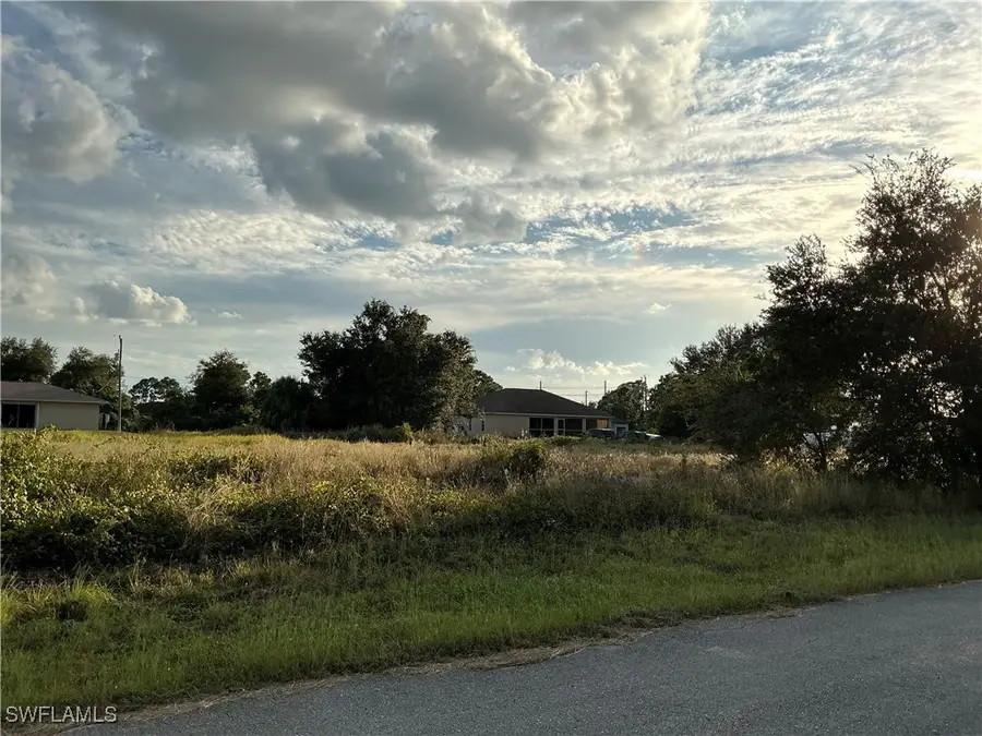 3007 49th Street Sw, Lehigh Acres, FL 33976 - Image #3