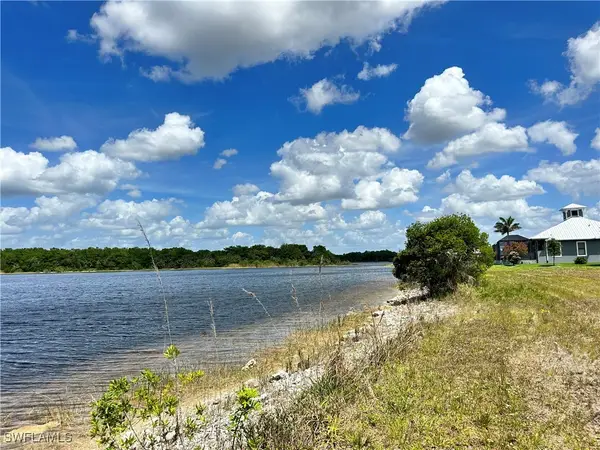 515 Shady Hollow Boulevard W, Naples, FL 34120