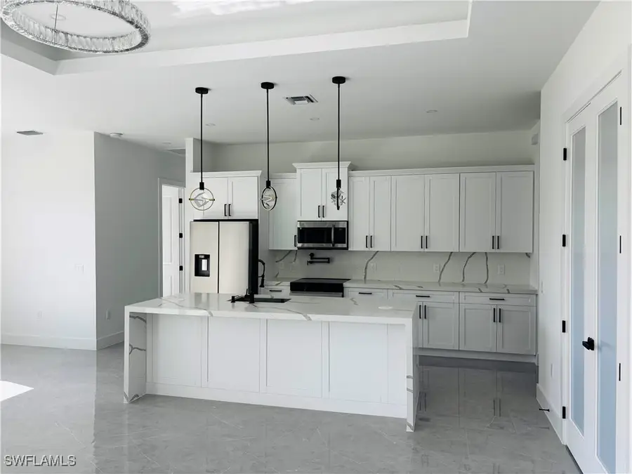 3303 24 Street Sw, Lehigh Acres, FL 33976 - Image #3