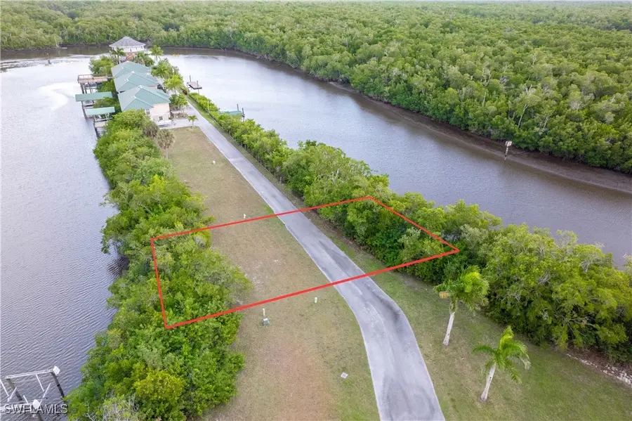 336 Freesia Street, Everglades City, FL 34139 - Image #2