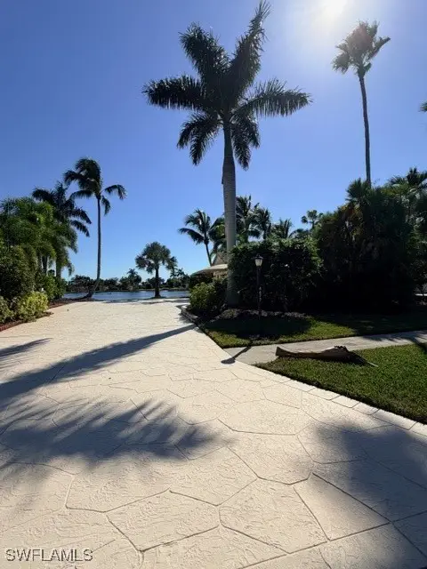 4677 Southern Breeze Drive, Naples, FL 34114 - Image #2