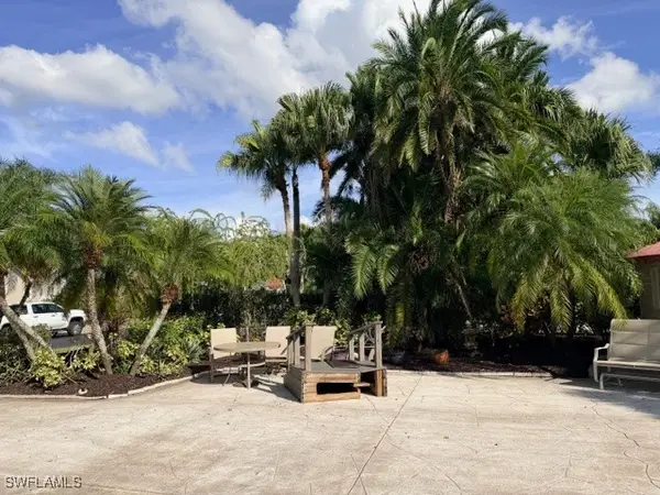 4604 Southern Breeze Drive, Naples, FL 34114