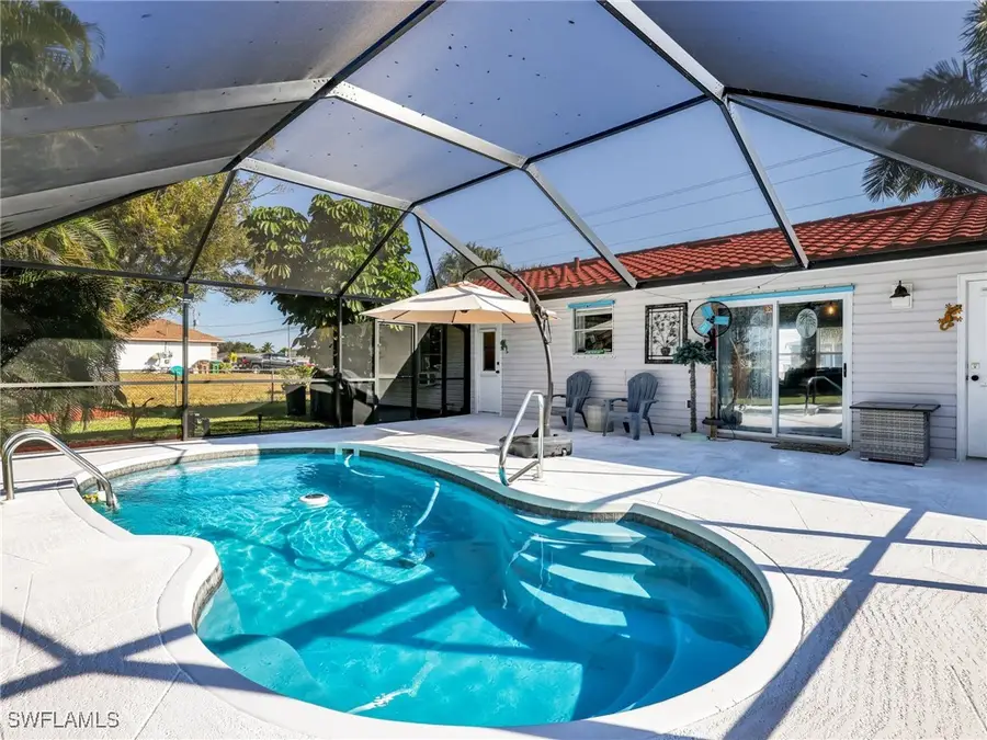 914 NE 2nd Avenue, Cape Coral, FL 33909 - Image #2