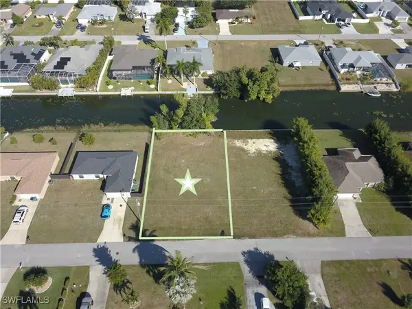 609 SE 2nd Street, Cape Coral, FL 33990