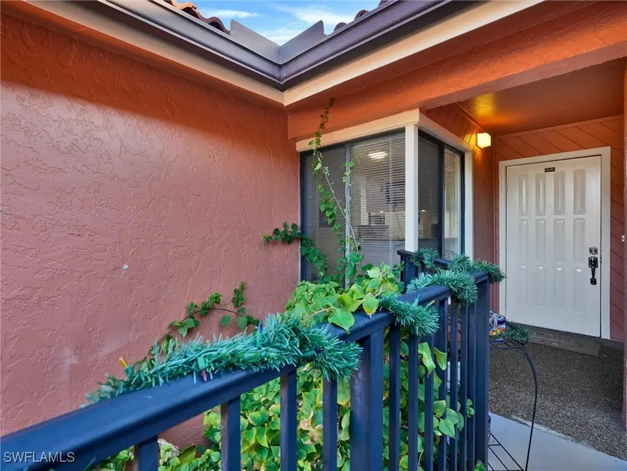 114 Cypress Way E #D4, Naples, FL 34110 - Image #2