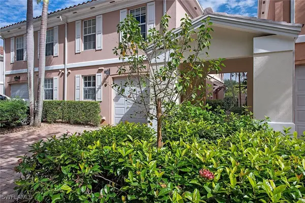 5697 Cove Circle #42, Naples, FL 34119