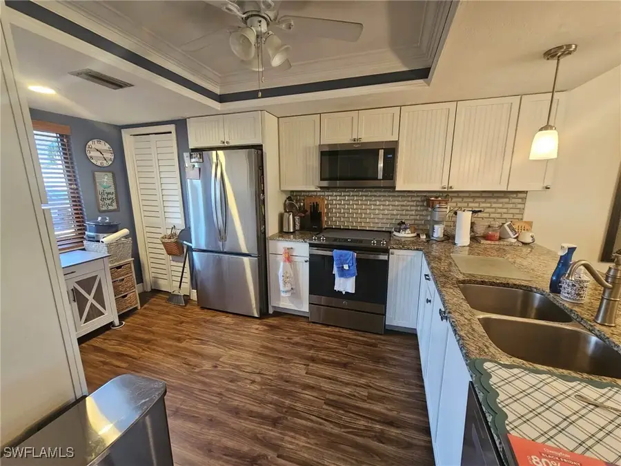 7360 Saint Ives Way #2101, Naples, FL 34104 - Image #2