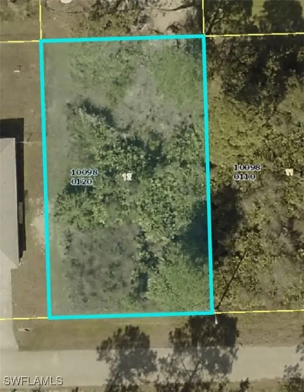 3120 70th Street W, Lehigh Acres, FL 33971