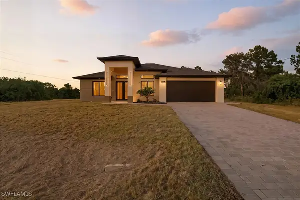 1105 Artic Street E, Lehigh Acres, FL 33974