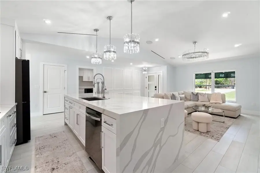 4106 3rd Avenue Sw, Naples, FL 34119 - Image #3