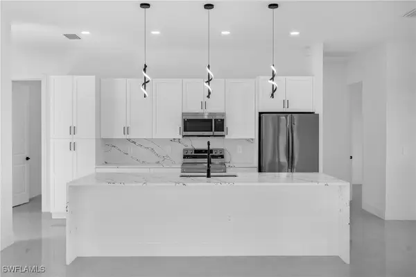 3110 23rd Street Sw, Lehigh Acres, FL 33976