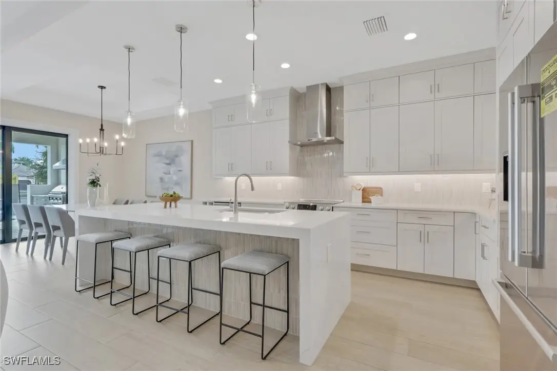 756 108th Avenue N, Naples, FL 34108 - Image #1