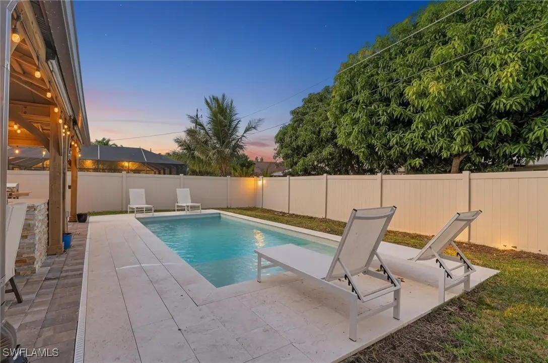 523 107th Avenue N, Naples, FL 34108 - Image #1