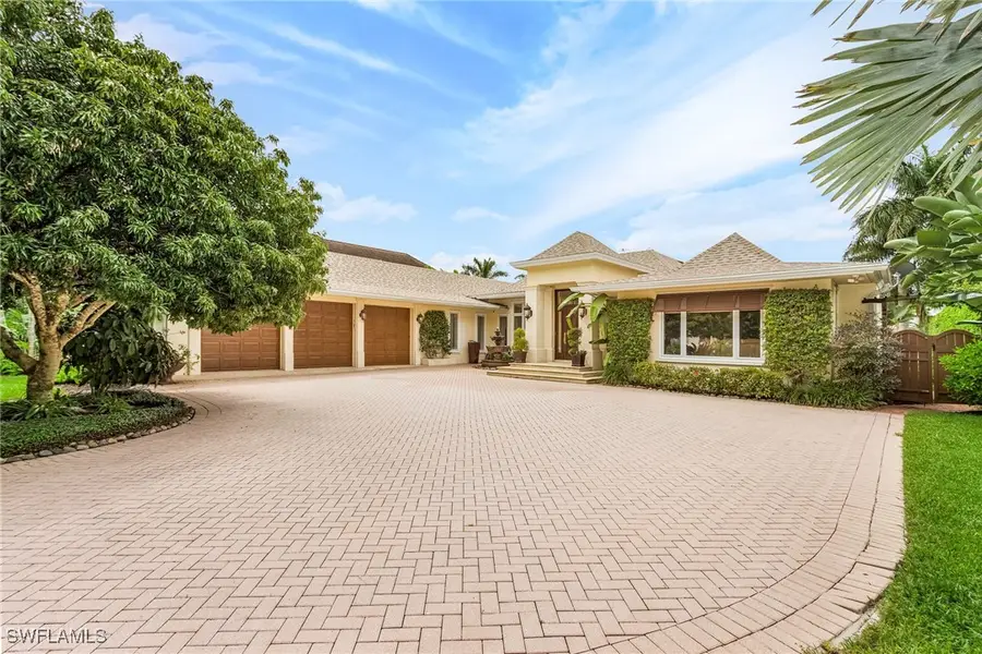 950 Galleon Drive, Naples, FL 34102 - Image #2