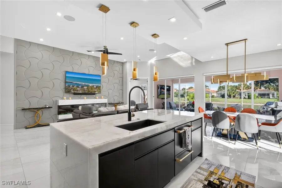 3956 Isla Ciudad Court, Naples, FL 34109 - Image #3