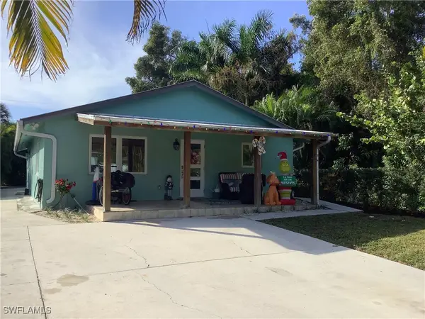 2966 Andrews Avenue, Naples, FL 34112