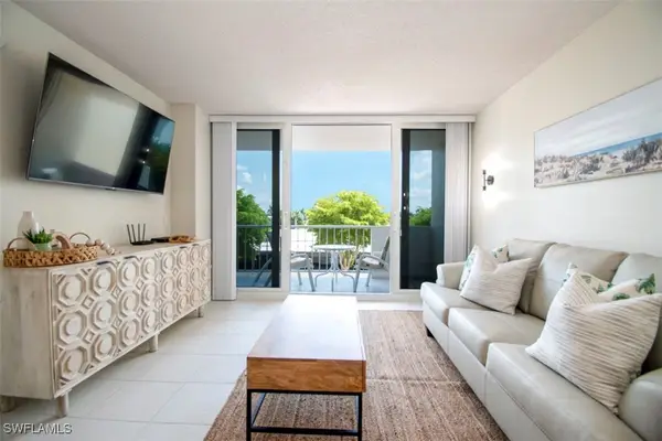 140 Seaview Court #304S, Marco Island, FL 34145