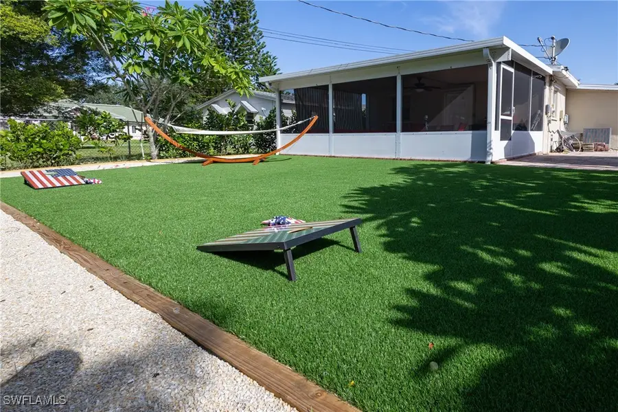 806 97th Avenue N, Naples, FL 34108 - Image #2