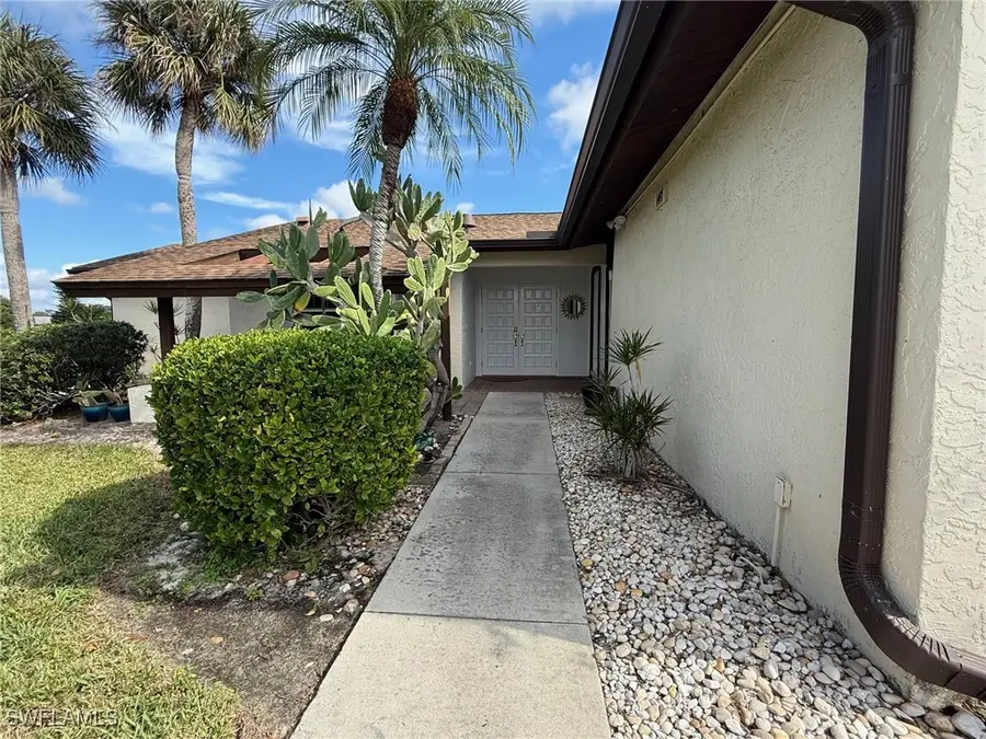 147 Round Key Circle #P1, Naples, FL 34112 - Image #2