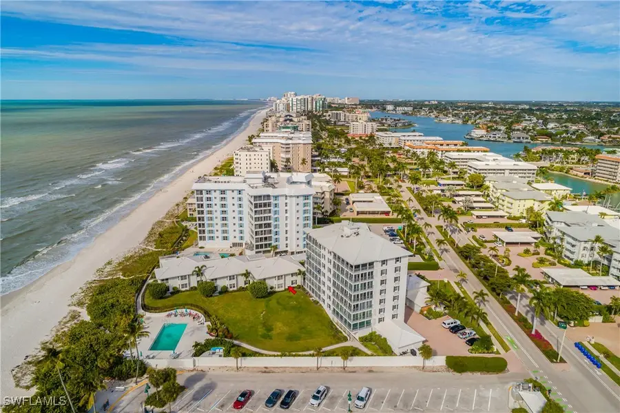 2701 Gulf Shore Boulevard N #5, Naples, FL 34103 - Image #2