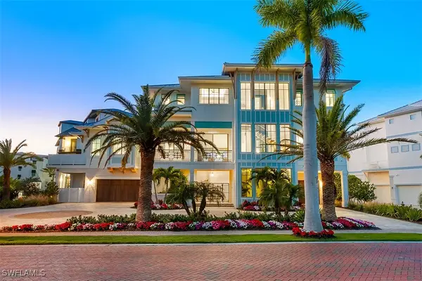 99 Saint Lucia Lane, Bonita Springs, FL 34134