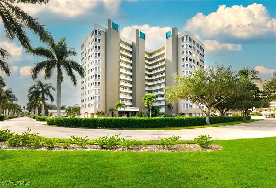 21 Bluebill Avenue #403B, Naples, FL 34108 - Image #2