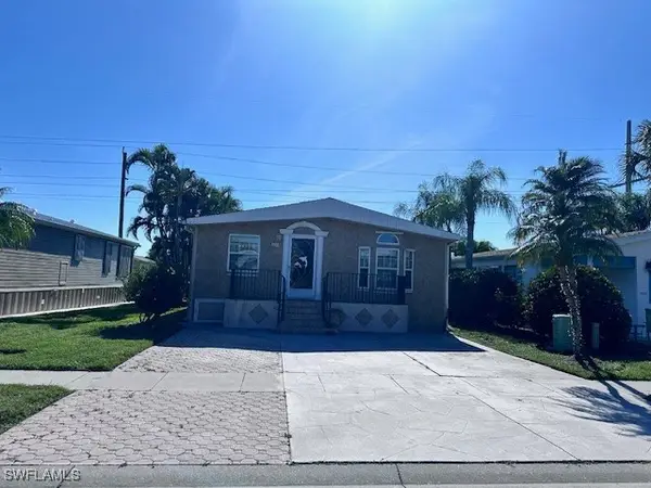 1105 Silver Lakes Boulevard, Naples, FL 34114