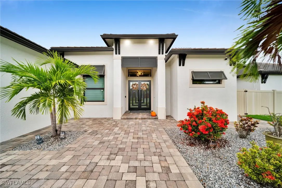 425 SE 15th Street, Cape Coral, FL 33990 - Image #1