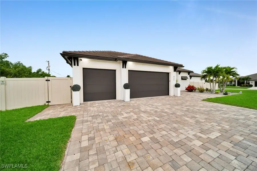 425 SE 15th Street, Cape Coral, FL 33990 - Image #3