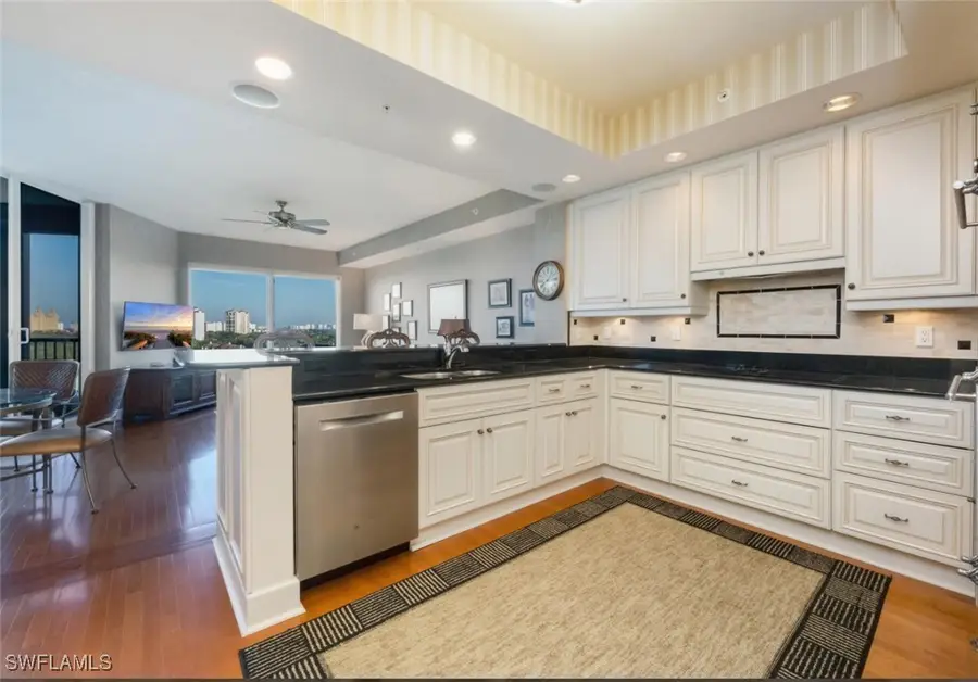 7575 Pelican Bay Boulevard #807, Naples, FL 34108 - Image #2