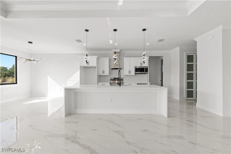 2745 31st Avenue Ne, Naples, FL 34120 - Image #3