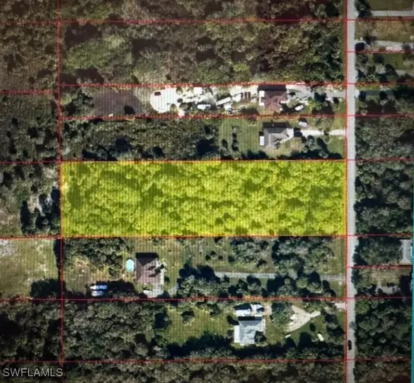 381 16th Street Ne, Naples, FL 34120