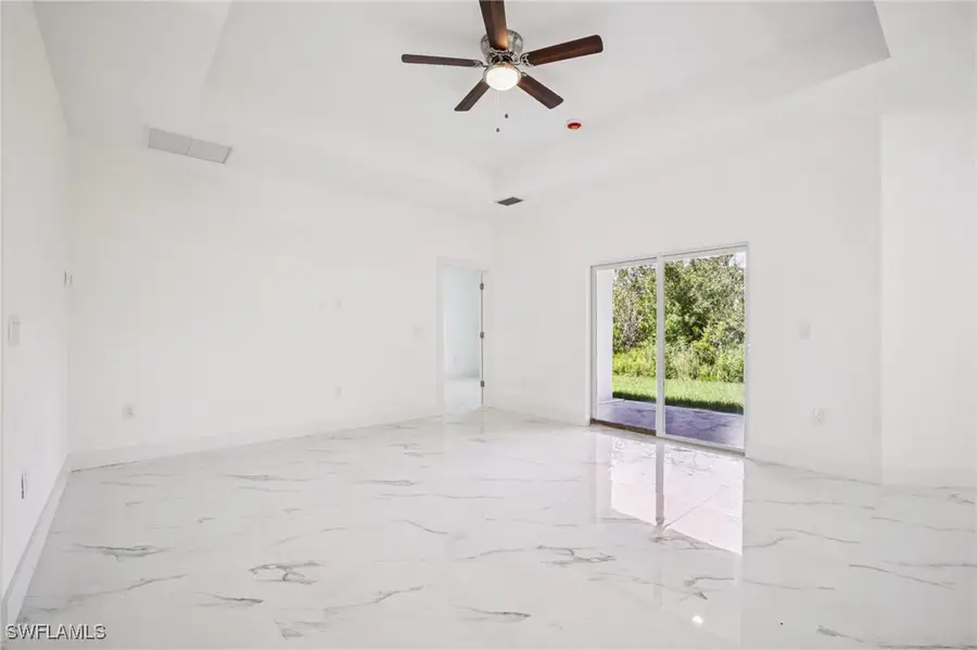 524 Fairfax Avenue, Lehigh Acres, FL 33974 - Image #3