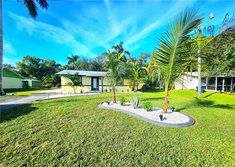 137 Dow Lane, North Fort Myers, FL 33917 - Image #3