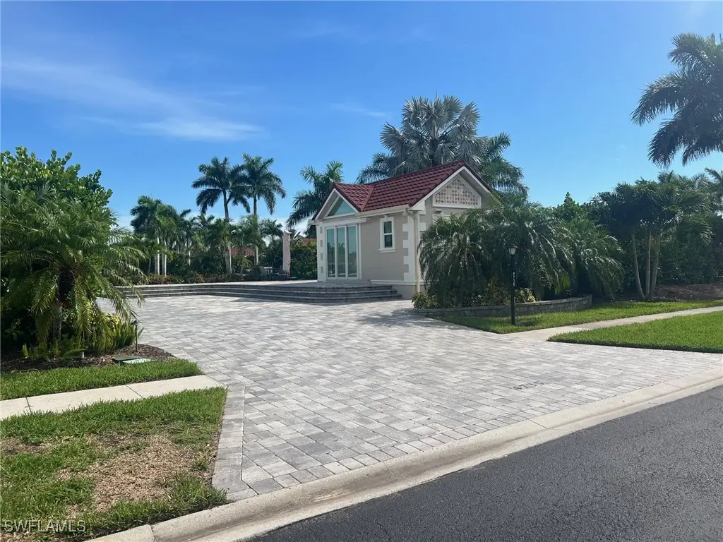 4735 Southern Breeze Drive, Naples, FL 34114 - Image #1