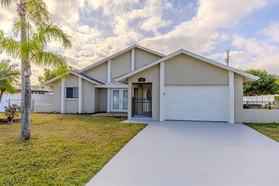 620 SE 11th Avenue, Cape Coral, FL 33990 - Image #2