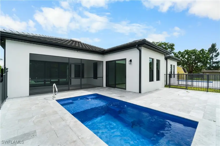 833/837 91st Avenue N, Naples, FL 34108 - Image #2