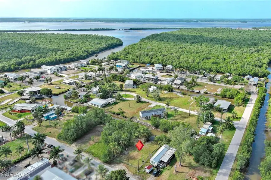 102 Egret Lane, Everglades City, FL 34139 - Image #3