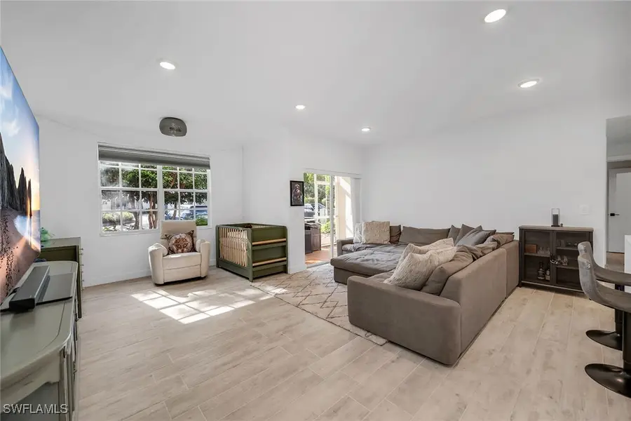 4620 Saint Croix Lane #918, Naples, FL 34109 - Image #3