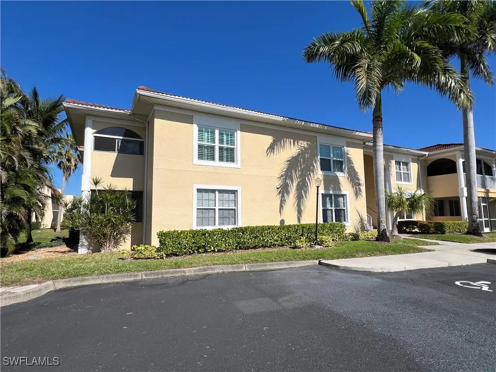 12515 Mcgregor Boulevard #104, Fort Myers, FL 33919 - Image #1