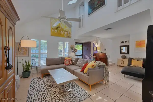 1337 Solana Road #K9, Naples, FL 34103