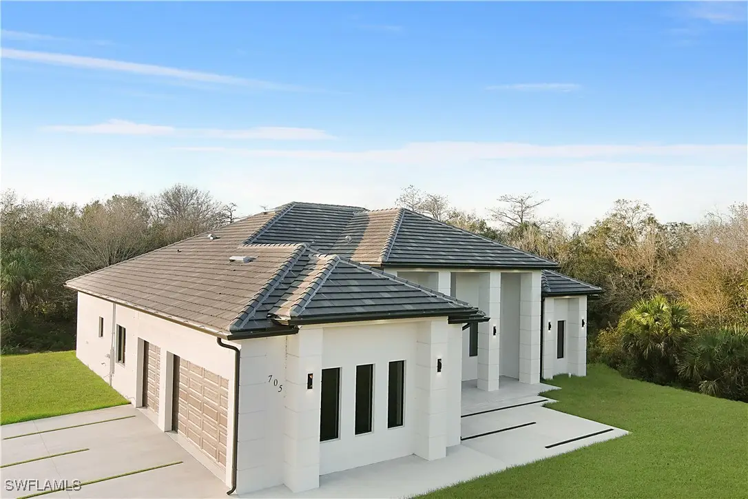 705 16th Street Ne, Naples, FL 34120 - #1